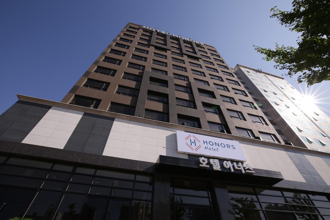 Honors Hotel Hwaseong Exterior foto